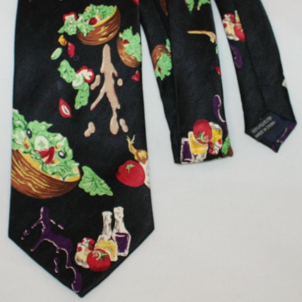Wild Ties Tossed Salad Polyester Tie